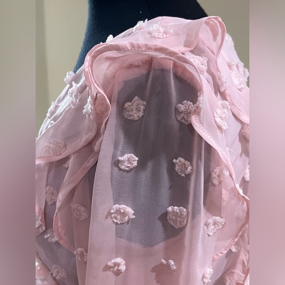 Woven Pink SWISS DOT, V NECK RUFFLE TRIM LONG SLEEVE FEMININE MINI DRESS SIZE M - Picture 11 of 13